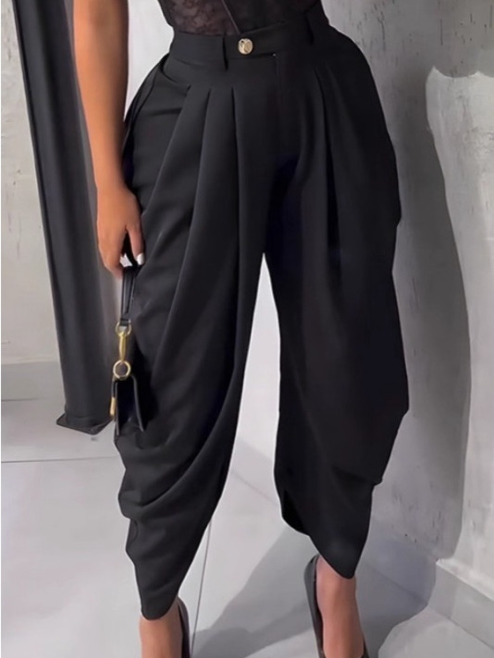 High-Waist Draped Harem Pants - Picture 4 of 5